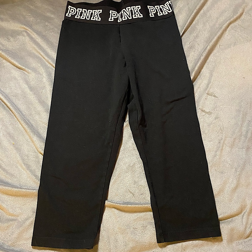 PINK Size Medium Cropped Yoga Leggings- Lightweight- GUC